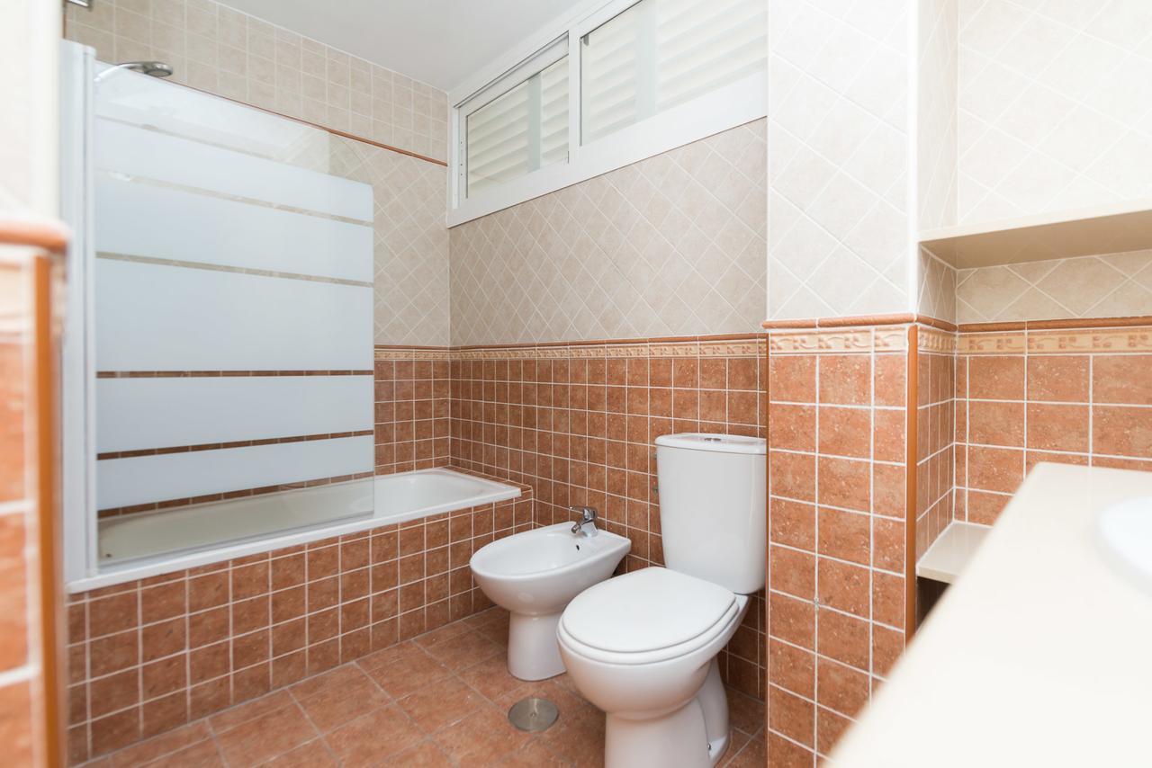 Apartamentos Marta Playa Аликанте Екстериор снимка