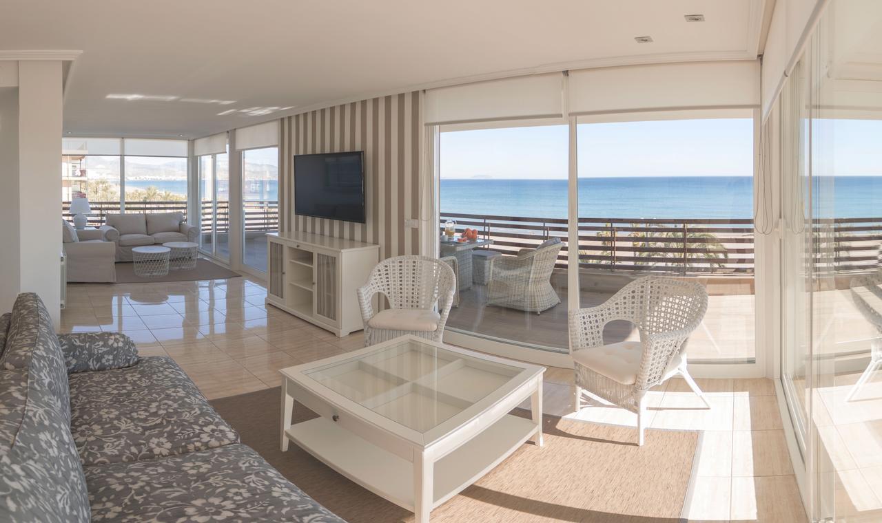 Apartamentos Marta Playa Аликанте Екстериор снимка